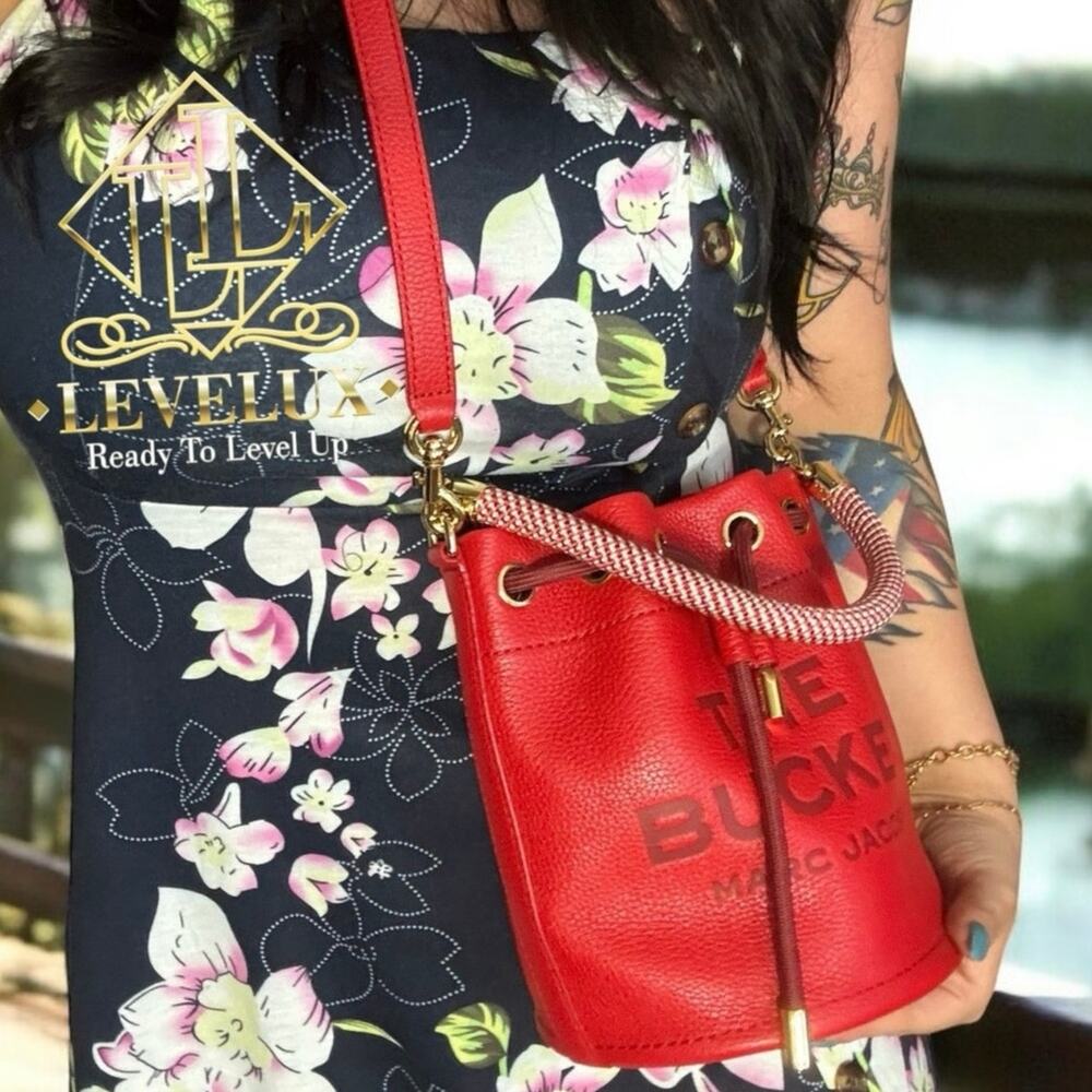 💎✨BEAUTIFUL✨💎Authentic MARC JACOBS Bucket Bag 2-Way Shoulder Bag Red
